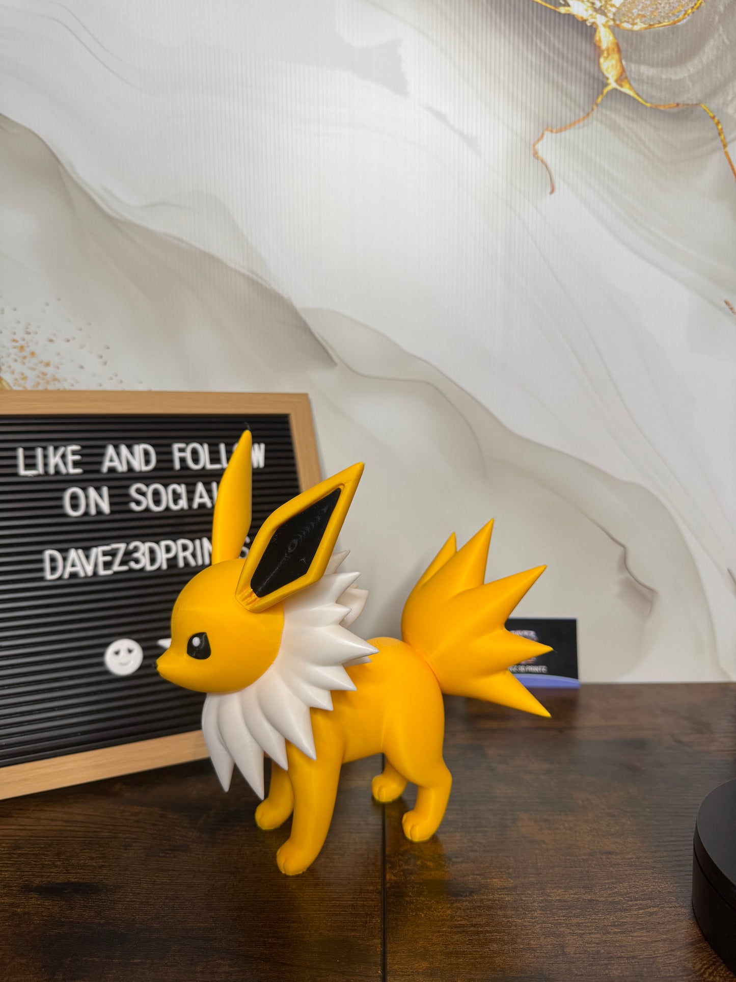 Jolteon Pokémon 3D Printed Figurine